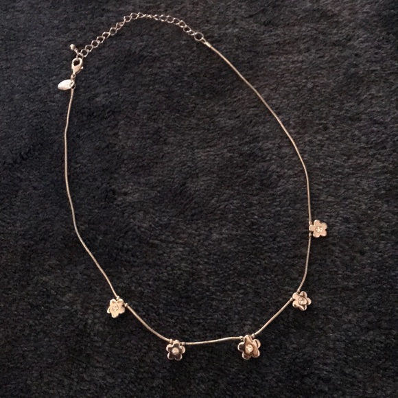 Lia Sophia flower child necklace - Picture 1 of 4